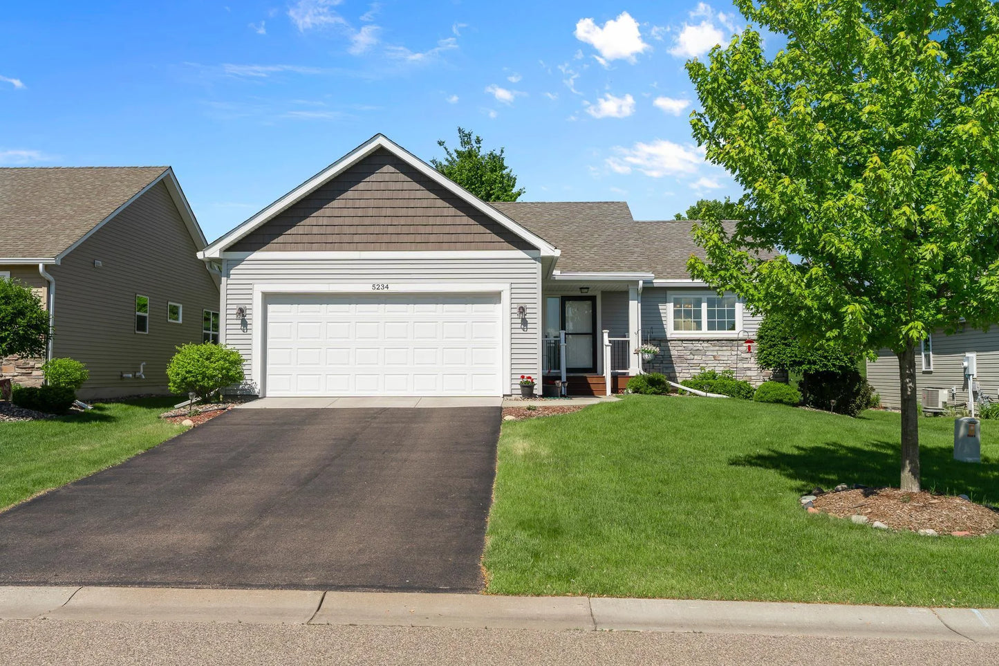 5234 Sundial Lane, Woodbury, MN 55129