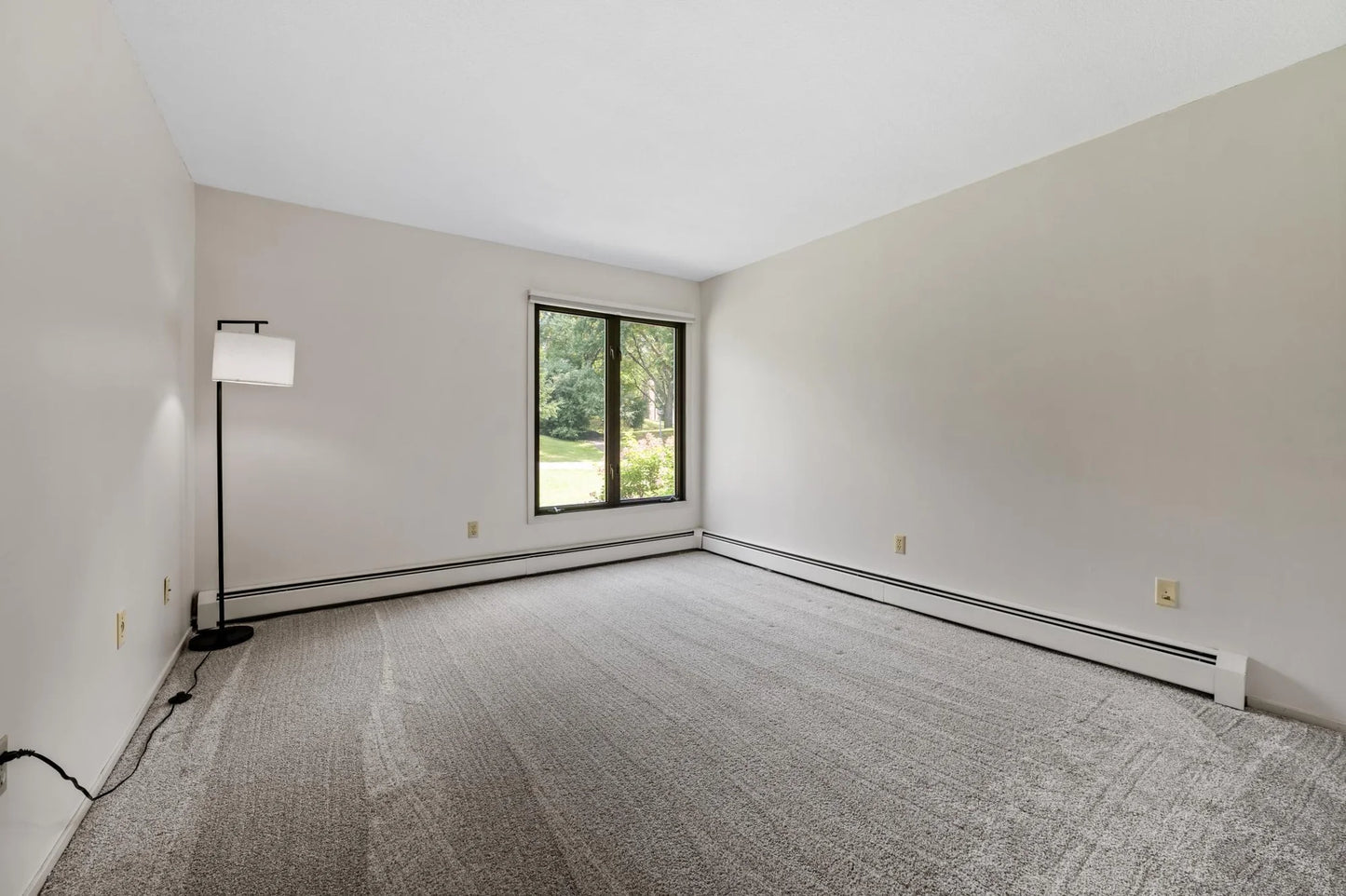 5140 102nd Street, Bloomington, MN 55437