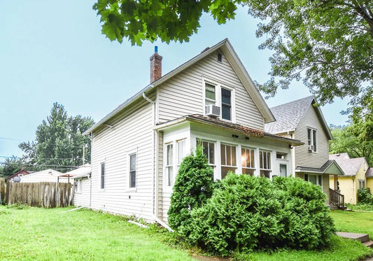 792 Cook Avenue, Saint Paul, MN 55106