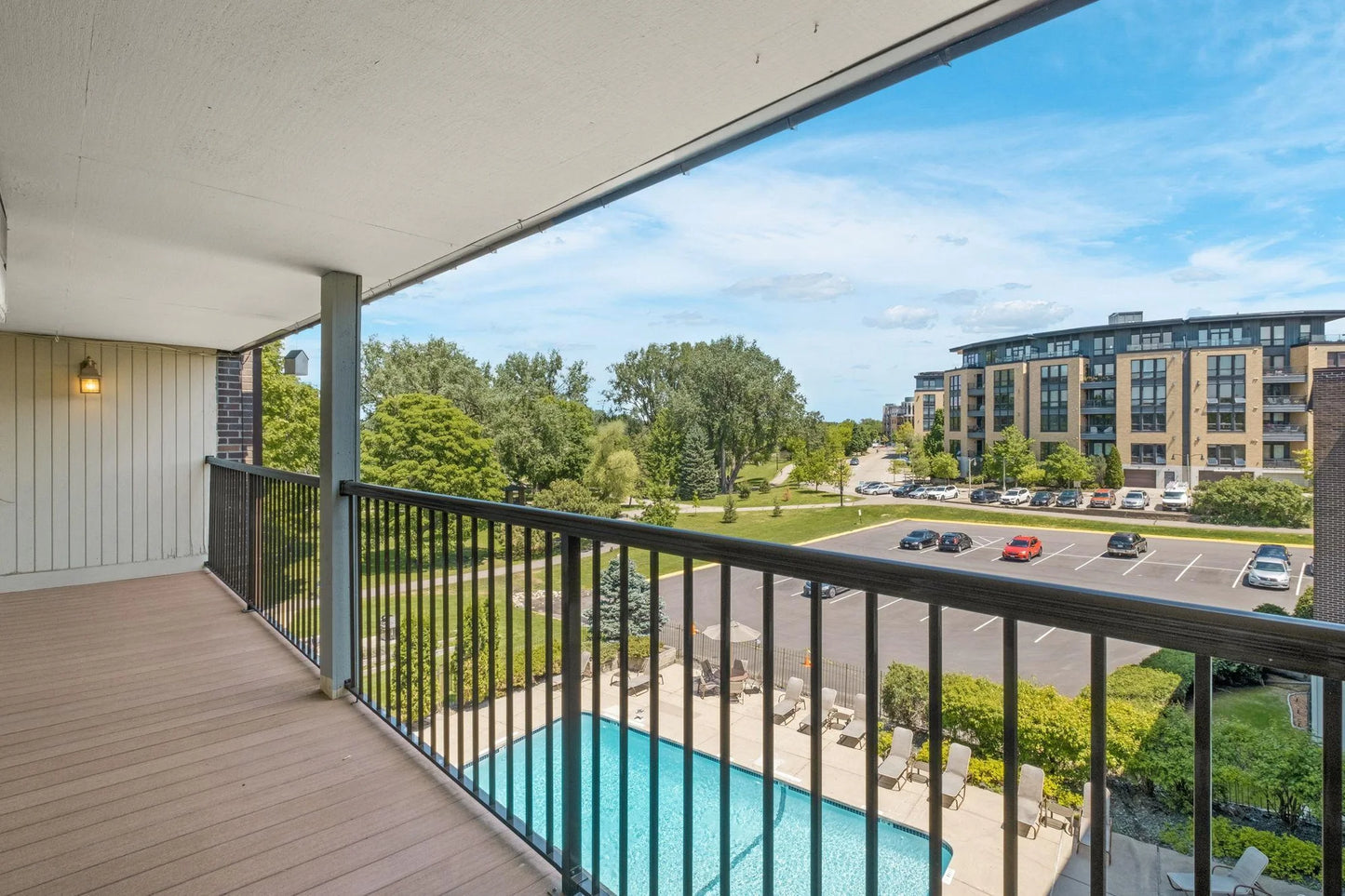 4820 Park Commons Drive, Saint Louis Park, MN 55416