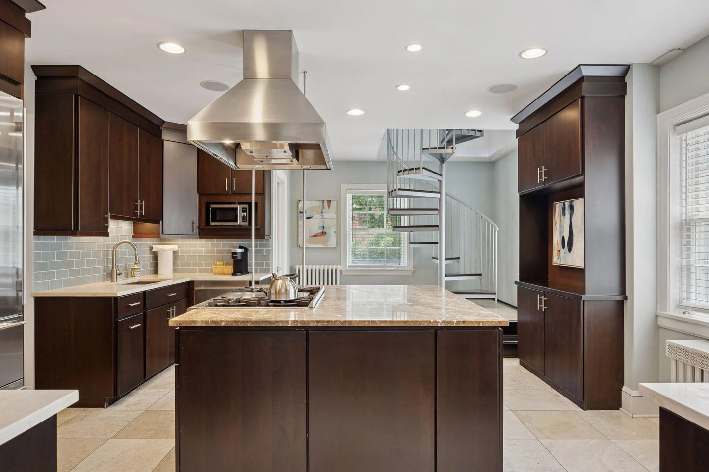 1785 Dupont Avenue, Minneapolis, MN 55403