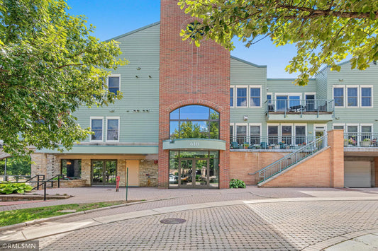 610 Main Street, Stillwater, MN 55082