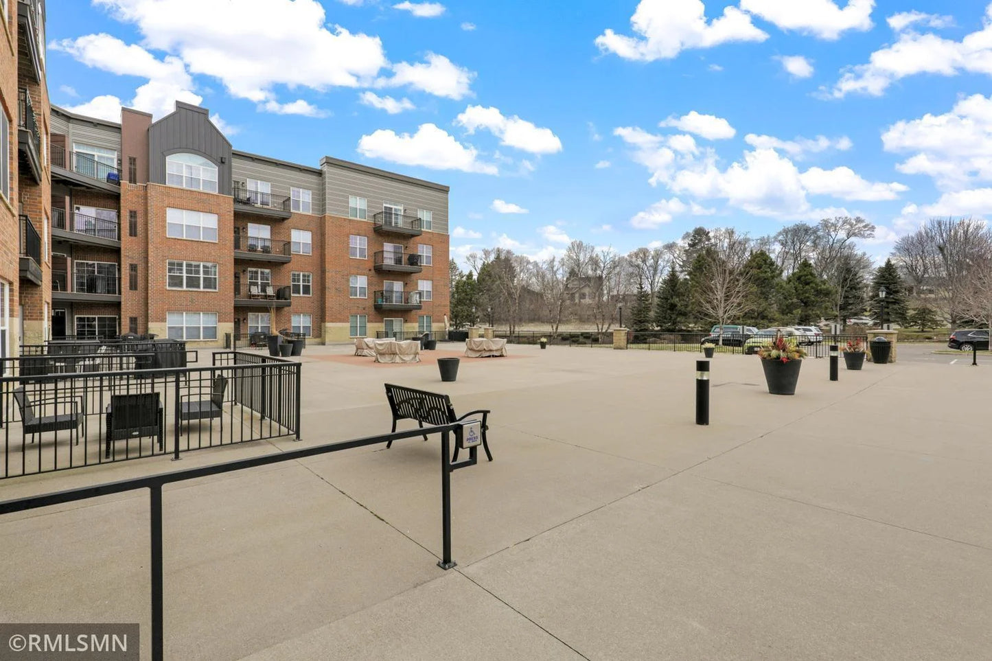1800 Graham Avenue, Saint Paul, MN 55116