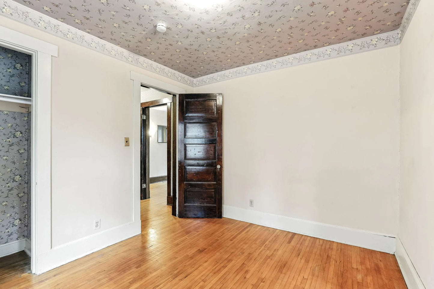 5045 Penn Avenue, Minneapolis, MN 55419
