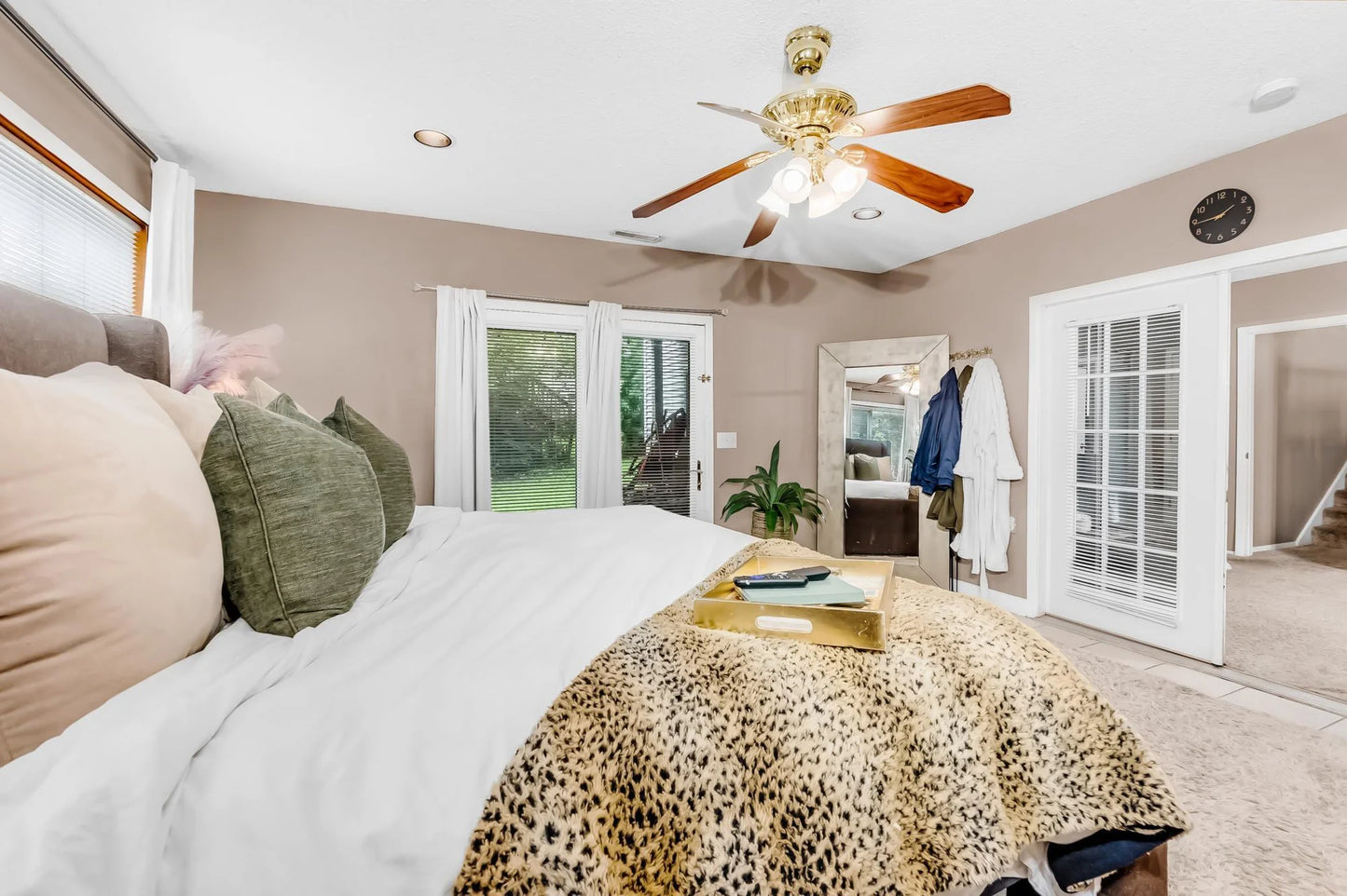5225 Xenia Avenue, Crystal, MN 55429