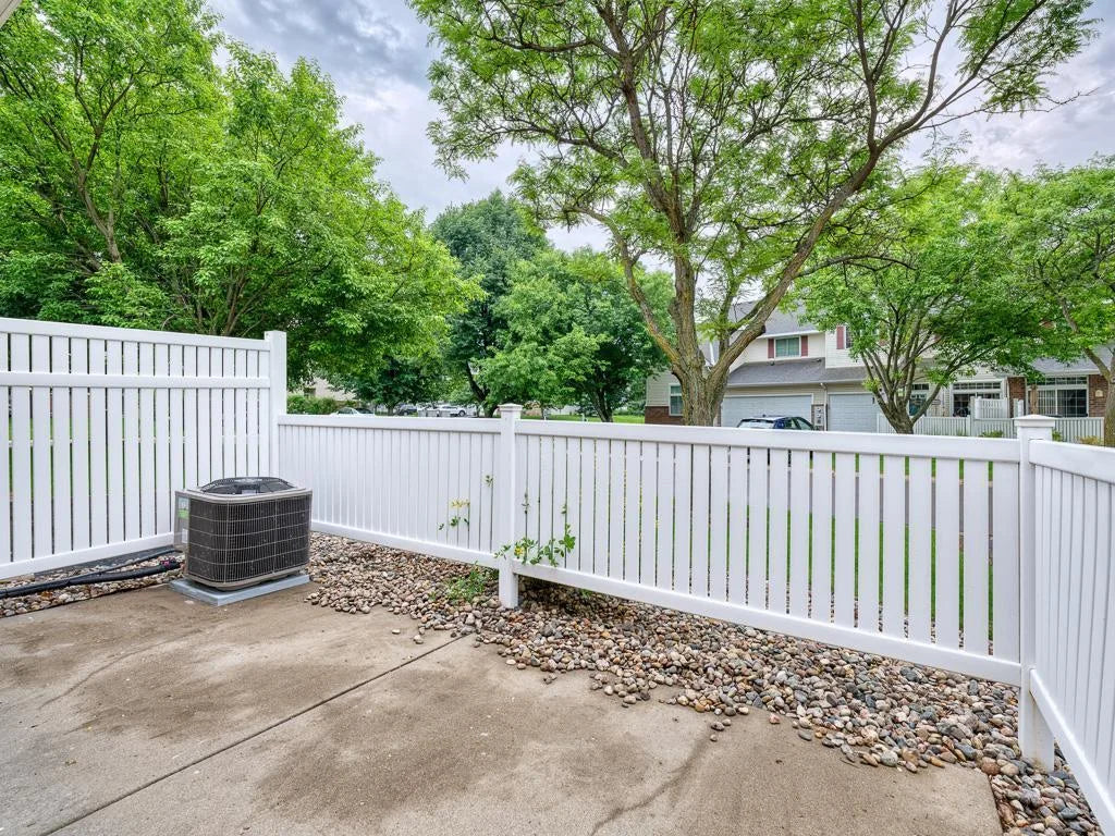 8432 Cortland Road, Eden Prairie, MN 55344