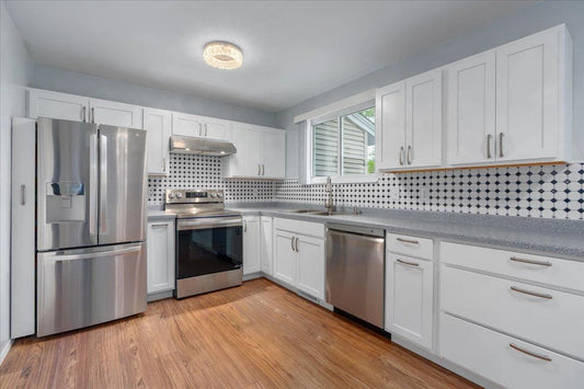 4788 Grenwich Way, Oakdale, MN 55128