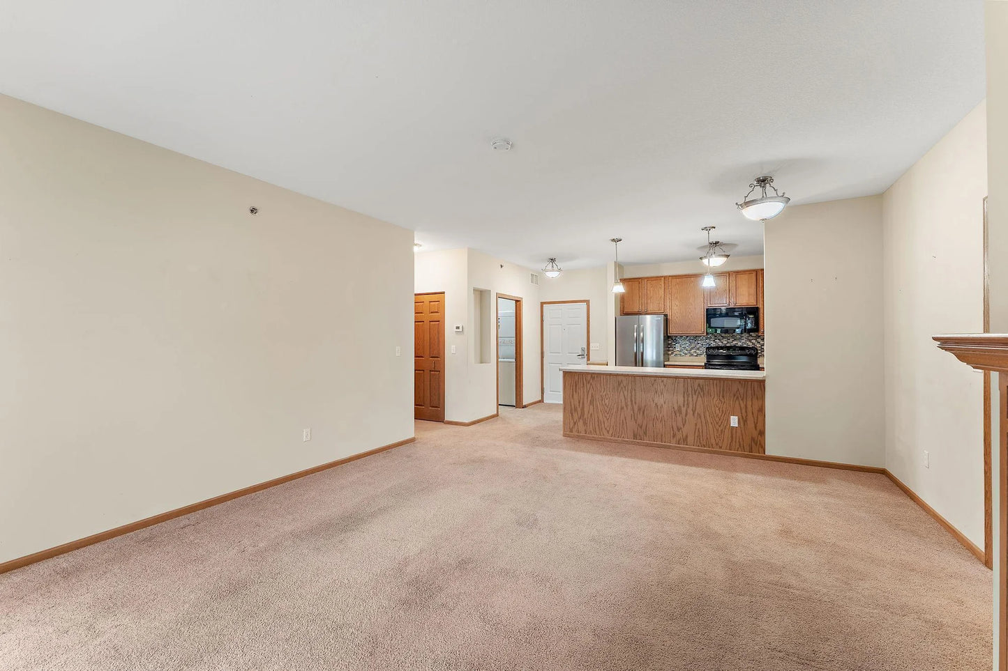 601 LeVander Way, South Saint Paul, MN 55075