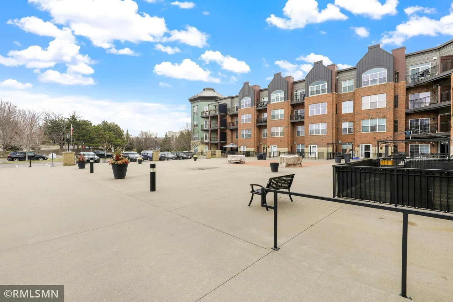 1800 Graham Avenue, Saint Paul, MN 55116