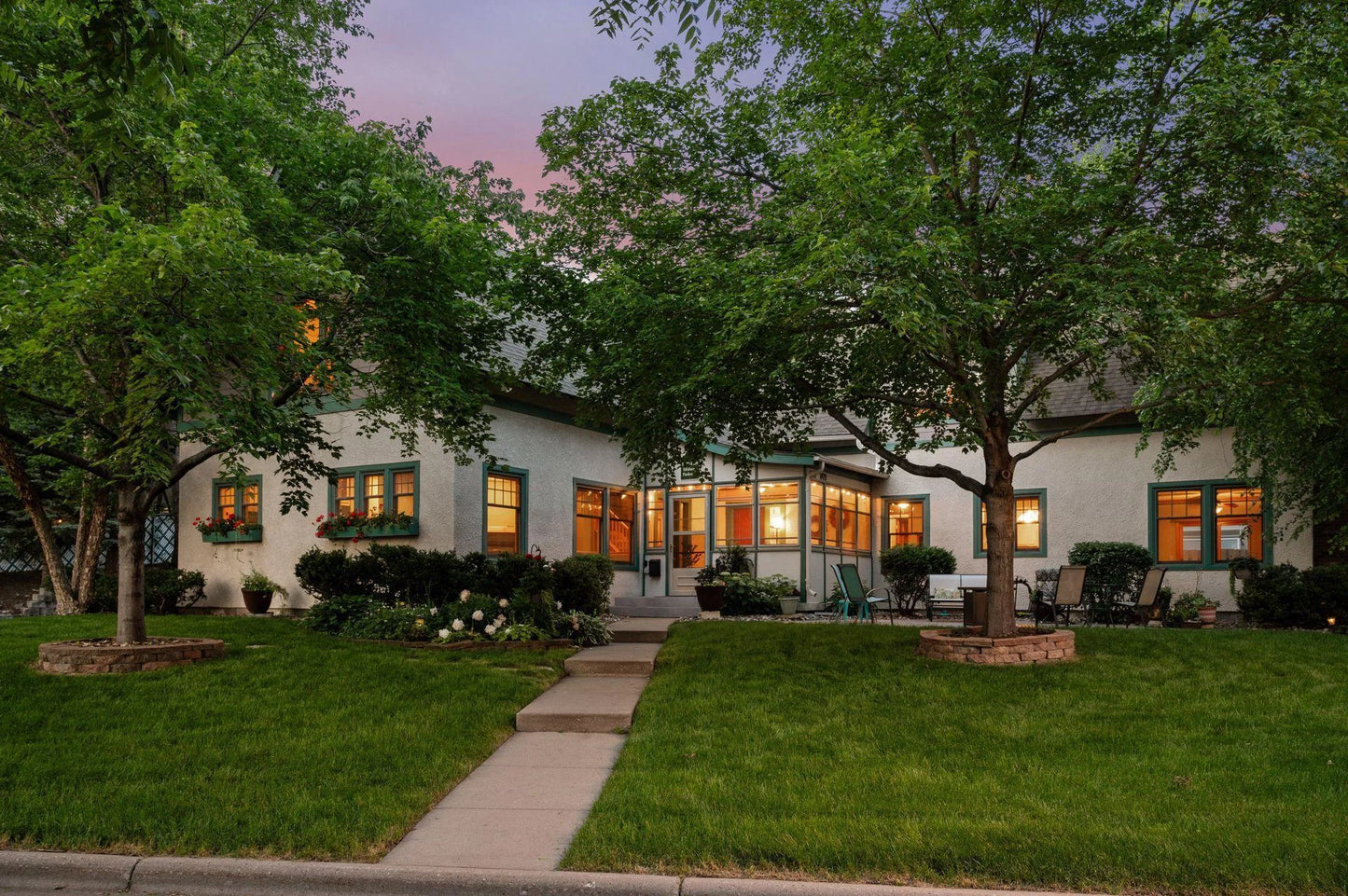 1407 Midway Parkway, Saint Paul, MN 55108