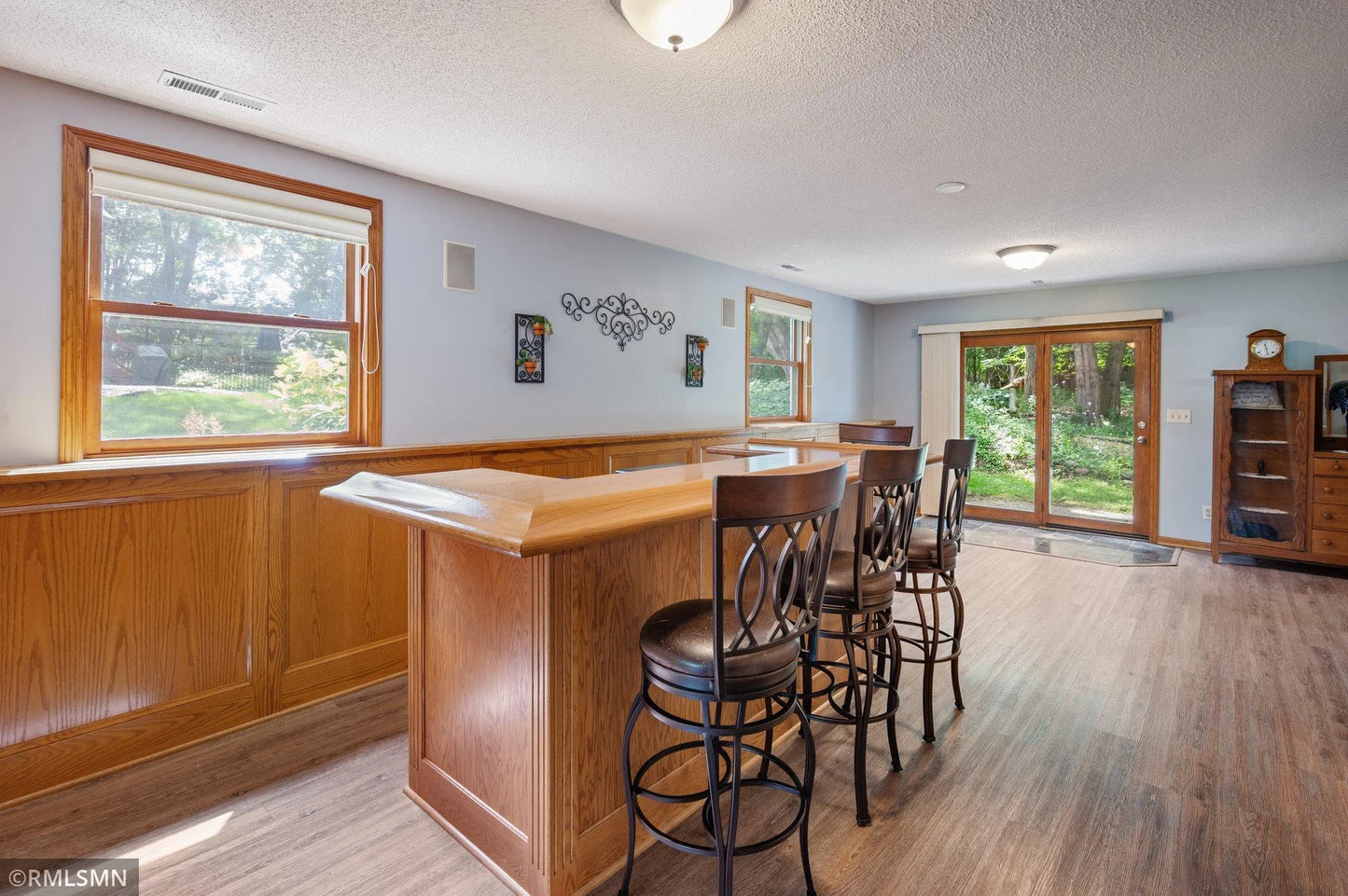 138 Dahlia Street, Mahtomedi, MN 55115