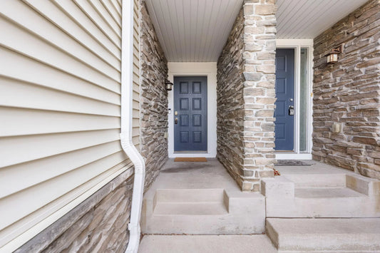 5048 Yuma Lane, Plymouth, MN 55446
