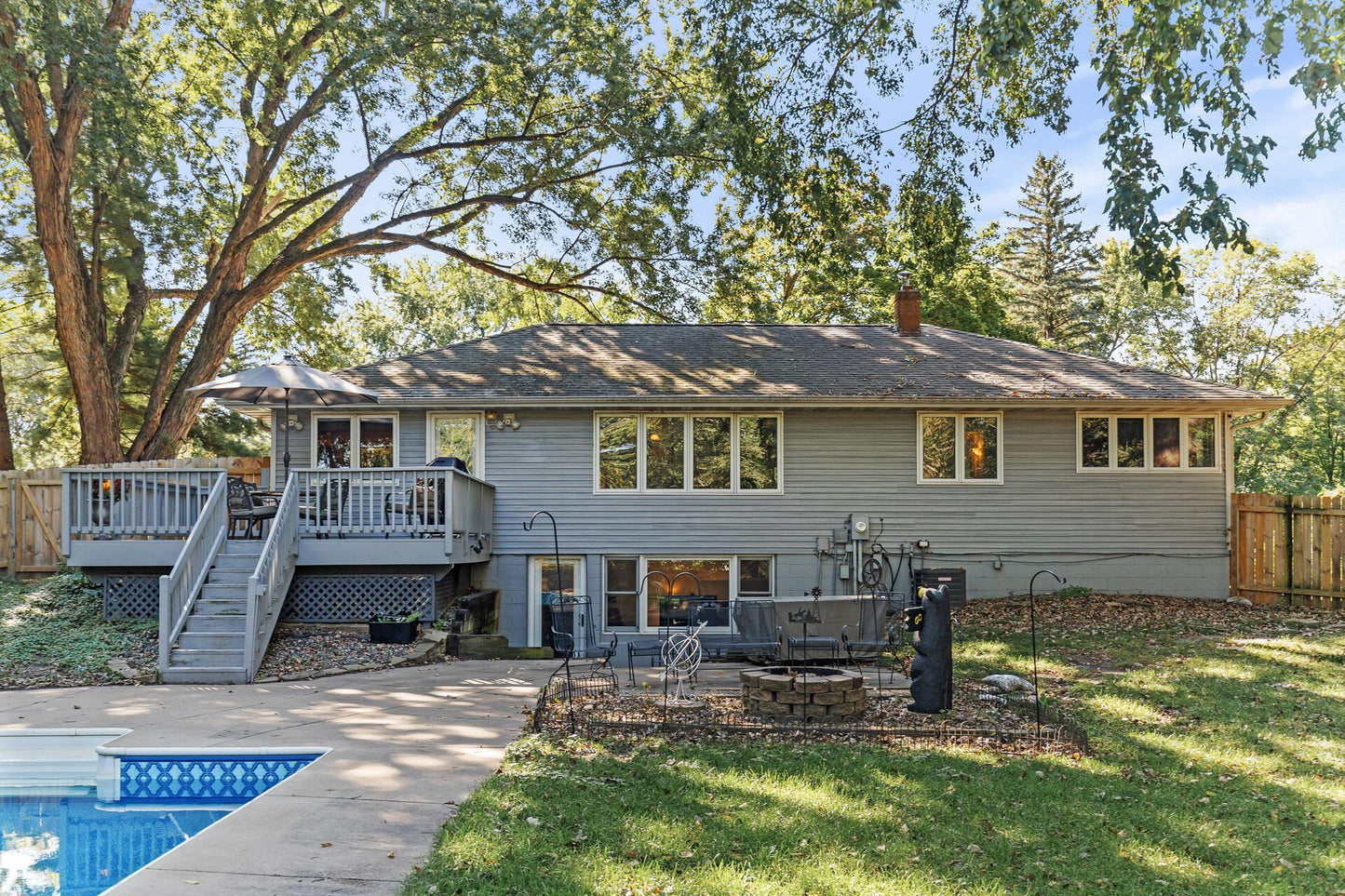 5038 Holiday Road, Minnetonka, MN 55345