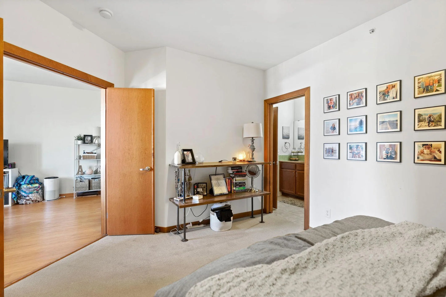 15 Franklin Avenue, Minneapolis, MN 55404