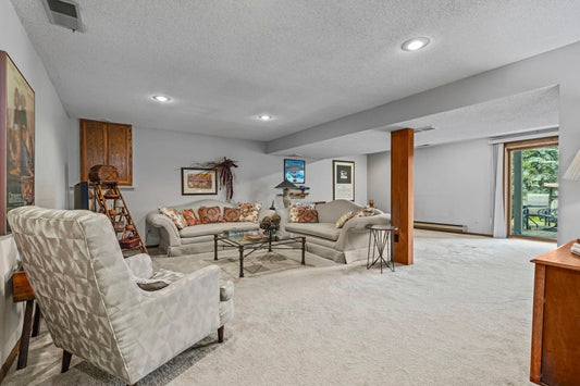 4466 Victoria Street, Shoreview, MN 55126