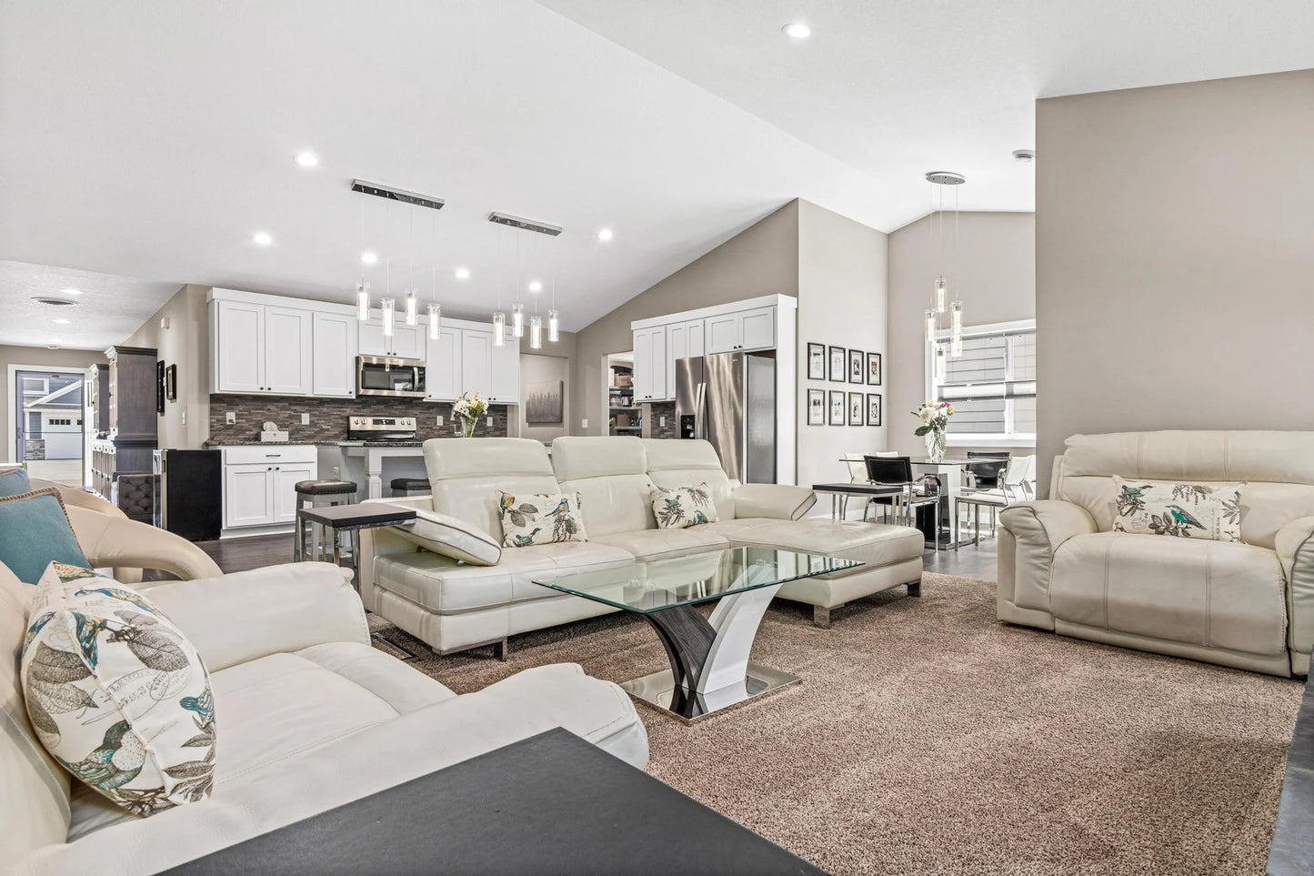 5030 Dale Ridge Road, Woodbury, MN 55129