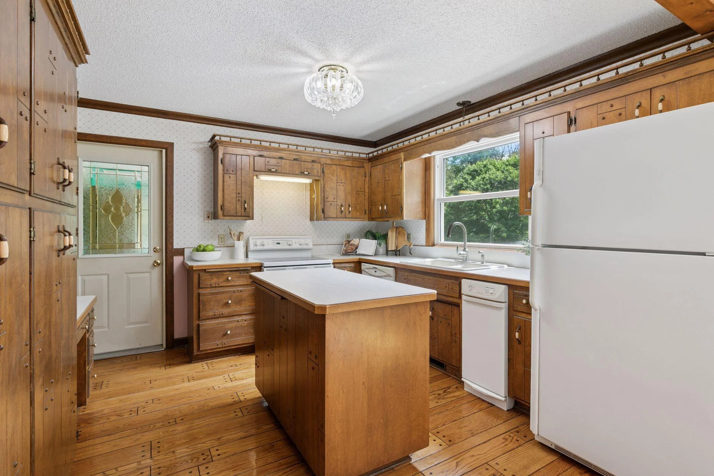 5235 139th Street, Savage, MN 55378