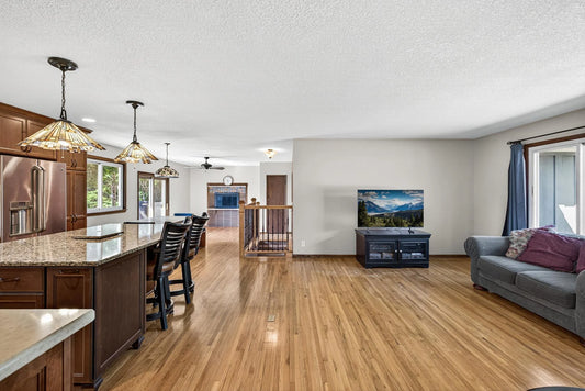 441 Walnut Lane, Apple Valley, MN 55124