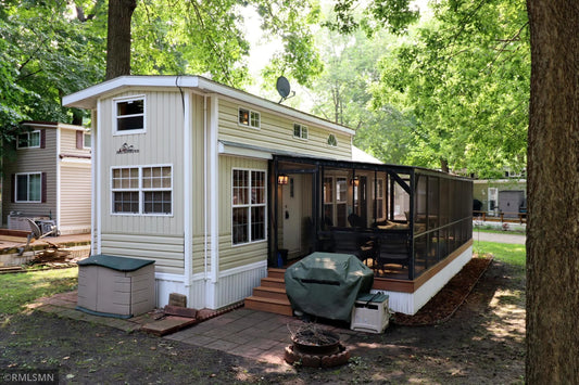 10255 Nevens Avenue, South Haven, MN 55382
