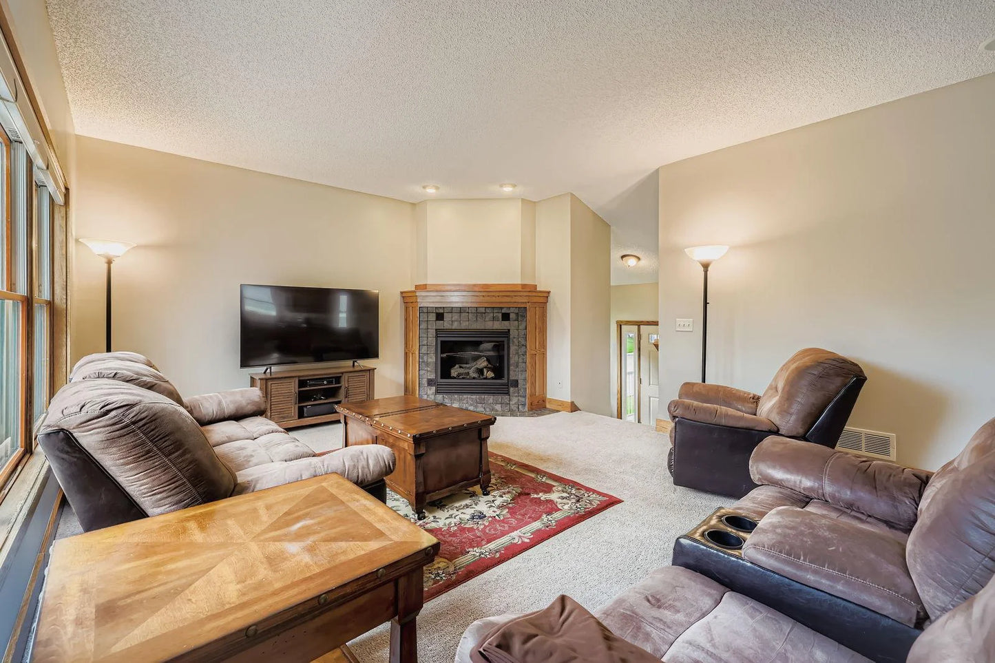 540 Creek Drive, Champlin, MN 55316