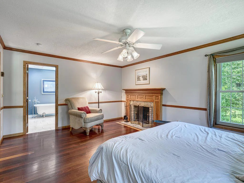 10245 183rd Street, Lakeville, MN 55044