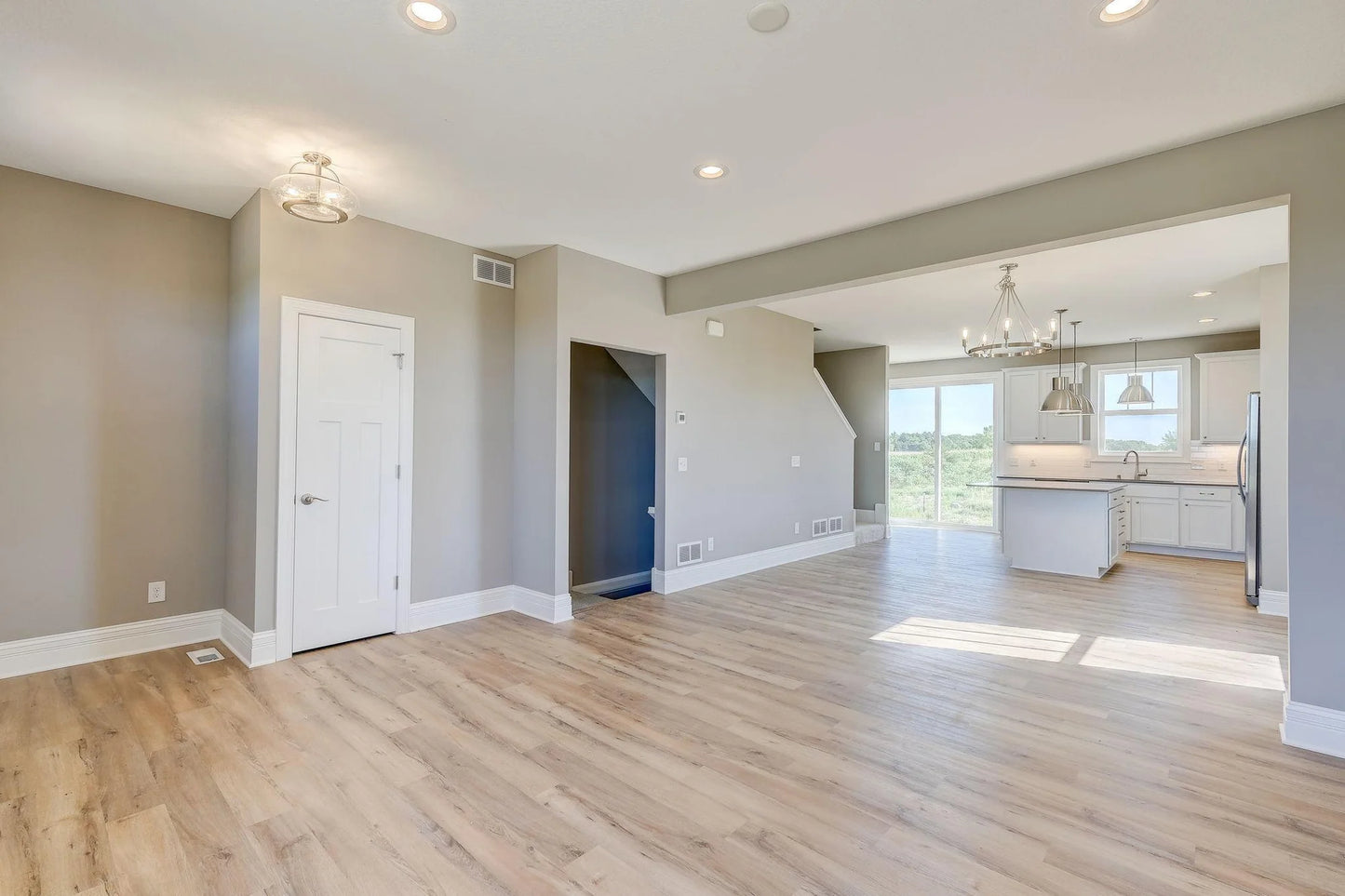 2885 Trinity Drive, Shakopee, MN 55379