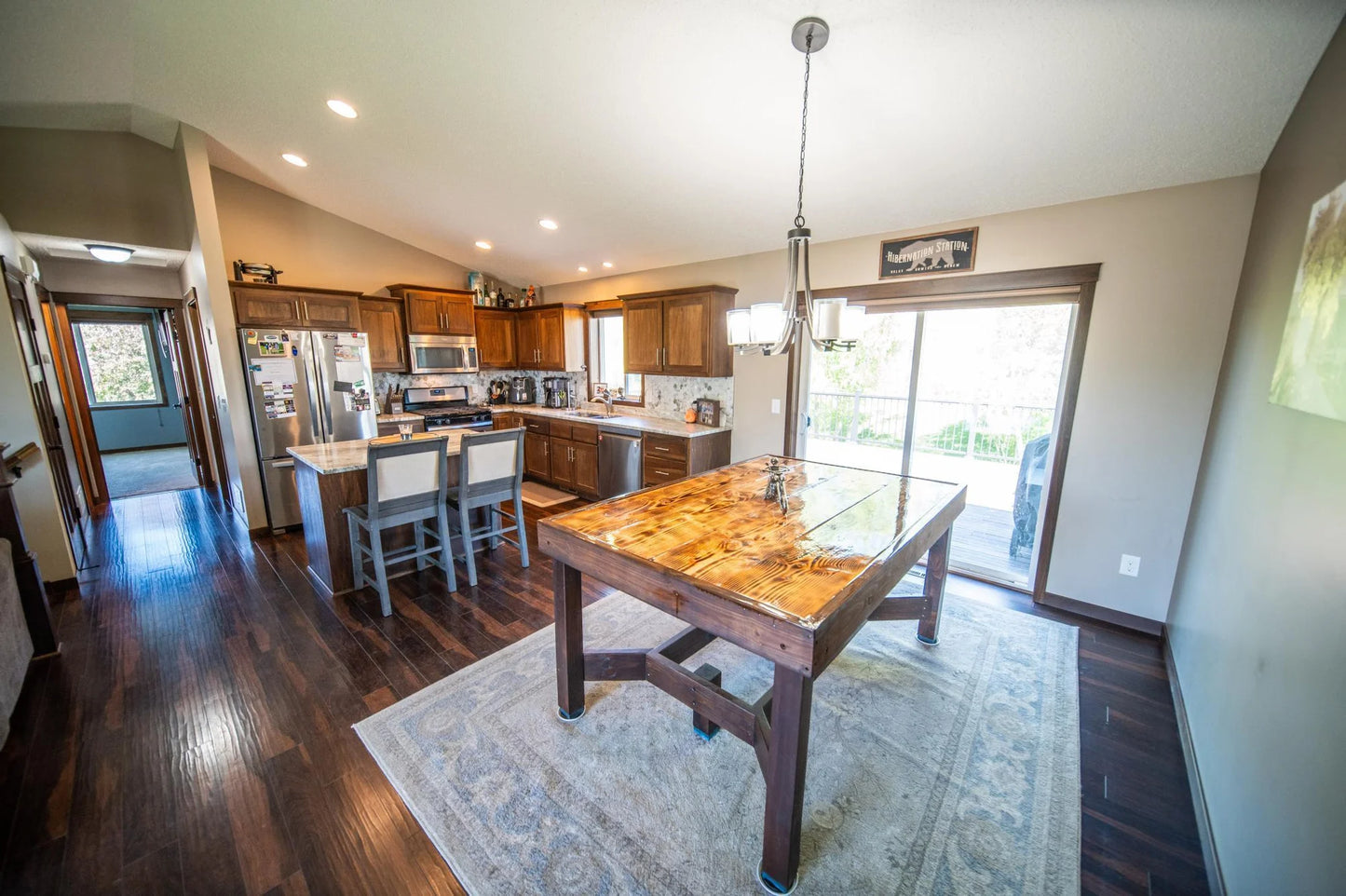 426 Creek Avenue , Delano, MN 55328