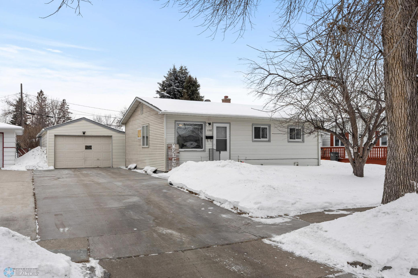 1107 19th Street, Moorhead, MN 56560