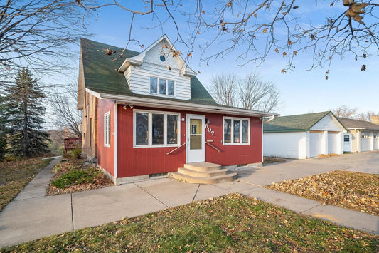 607 Lake Boulevard, Buffalo, MN 55313