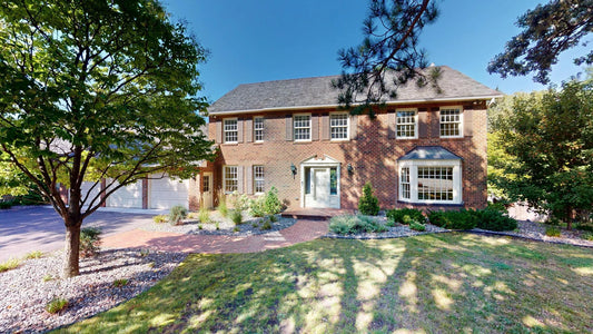 5848 Long Brake Trail, Edina, MN 55439