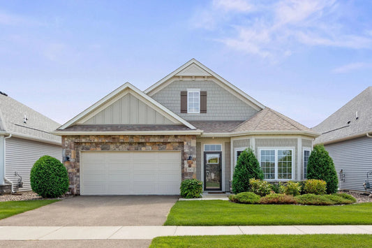 1045 Roselyn Drive, Victoria, MN 55386
