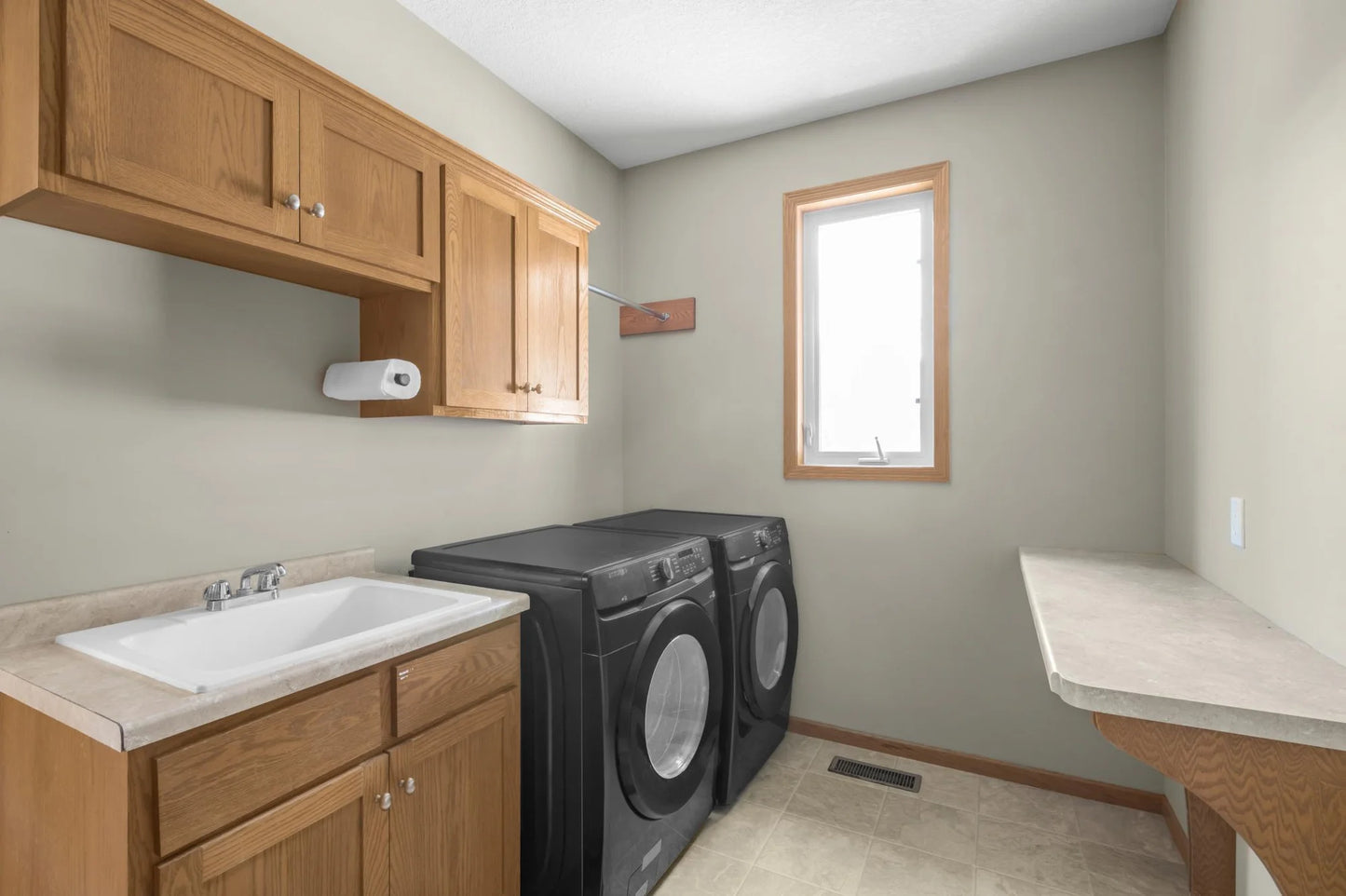 10543 Noble Circle, Brooklyn Park, MN 55443