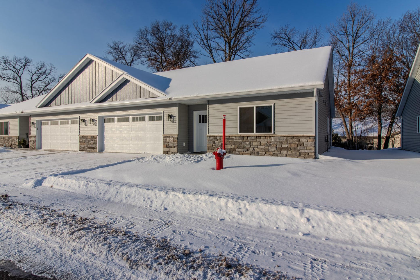 11742 Kings Lane, Becker, MN 55308