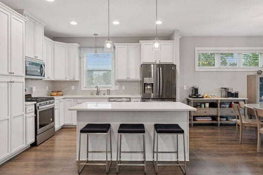 630 Lovell Avenue, Roseville, MN 55113