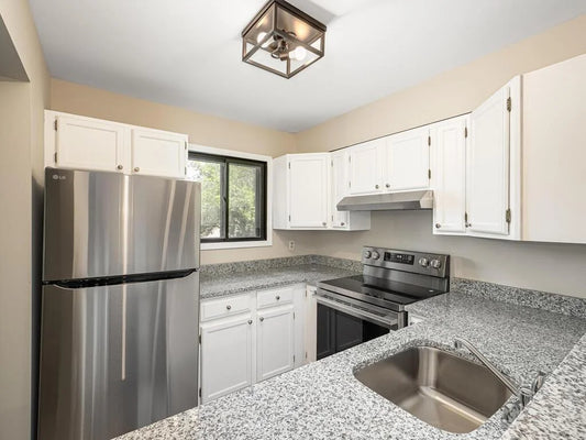 425 Shelard Parkway, Saint Louis Park, MN 55426