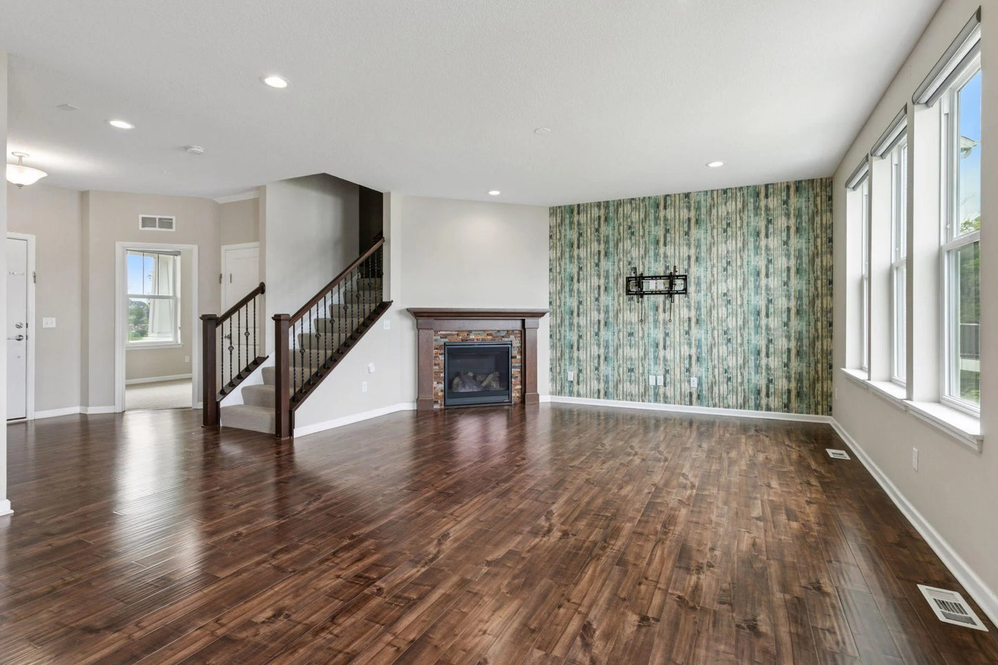 5045 Trillium Cove, Prior Lake, MN 55372