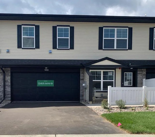 5155 Long Pointe Pass, Woodbury, MN 55129