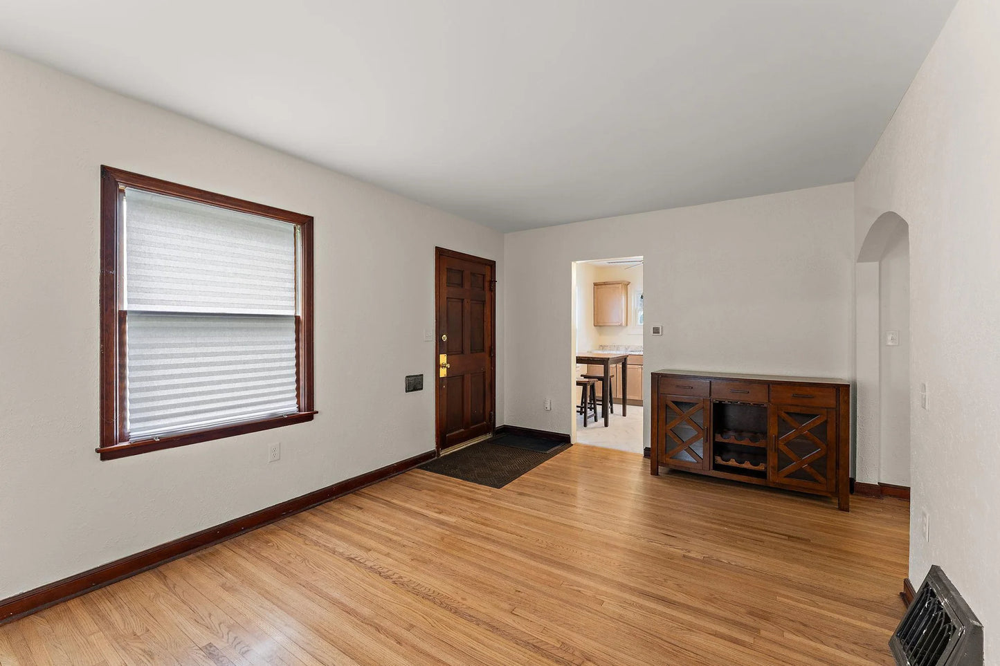 519 8th Avenue, South Saint Paul, MN 55075