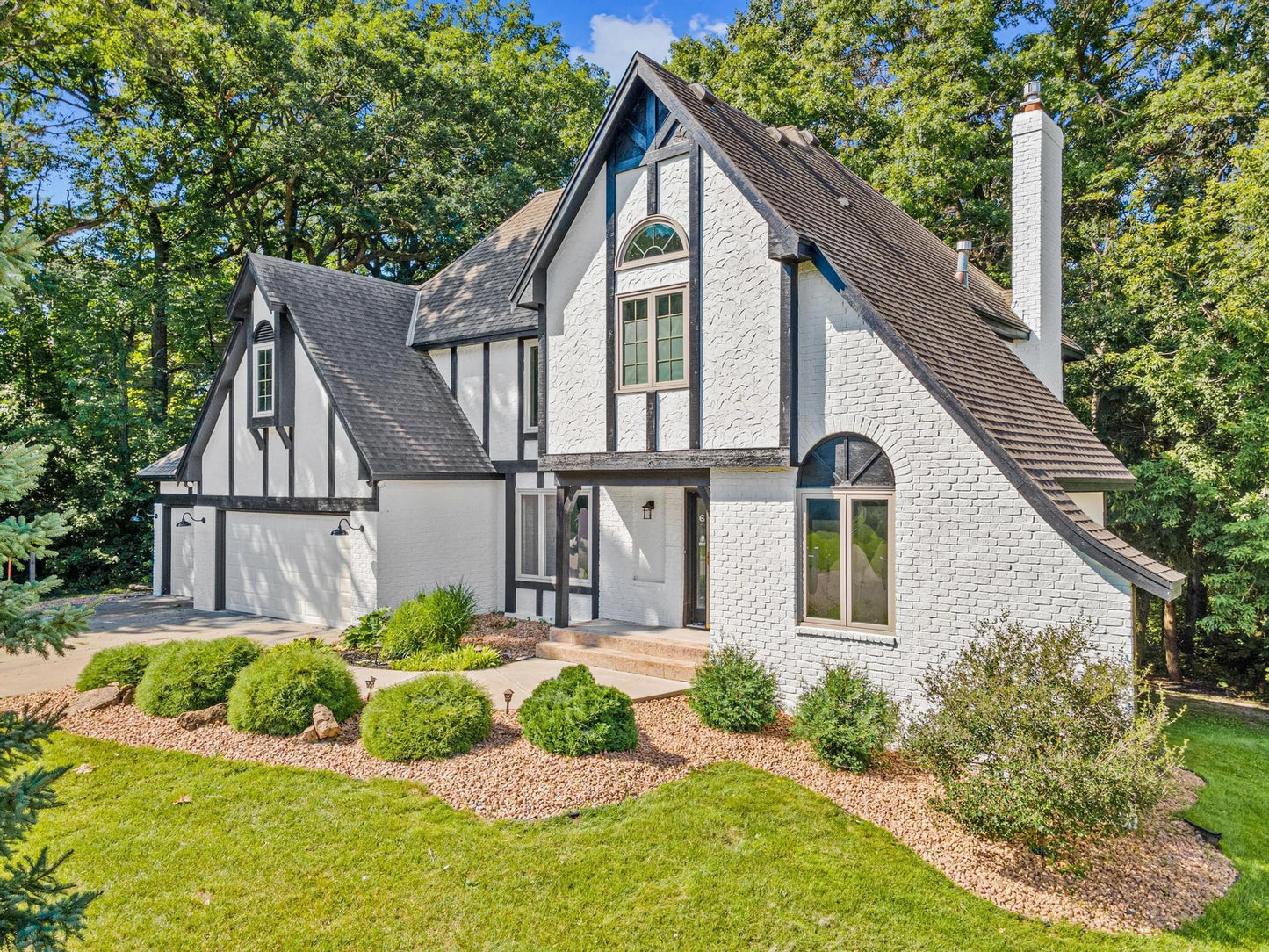 515 Marnie Street, Maplewood, MN 55119