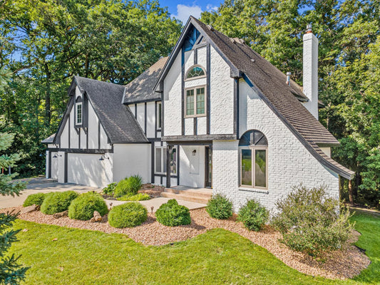 515 Marnie Street, Maplewood, MN 55119