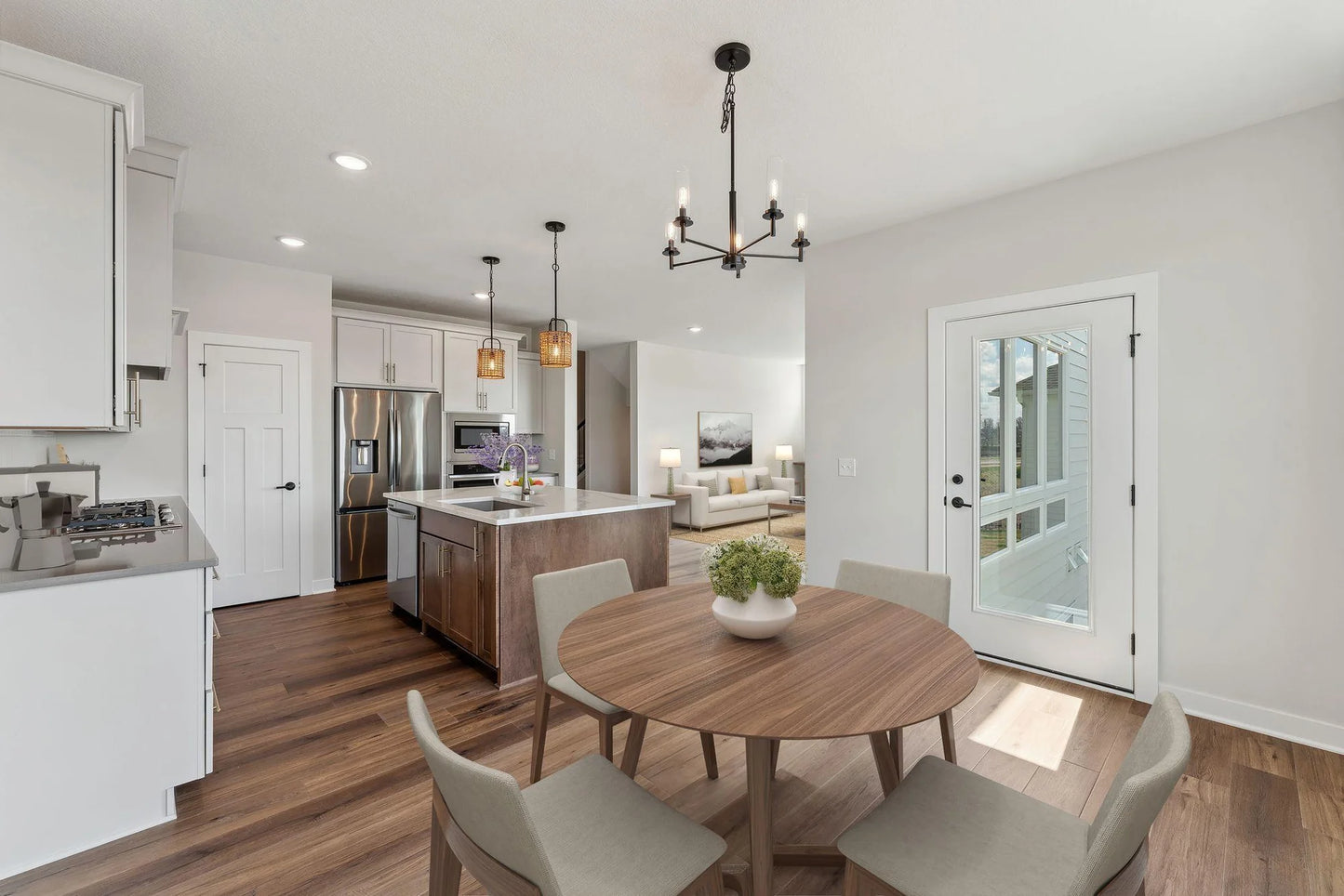 10261 Shadyview Lane, Maple Grove, MN 55311