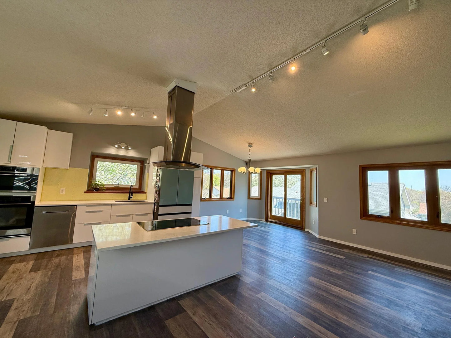 14303 Utica Avenue, Savage, MN 55378
