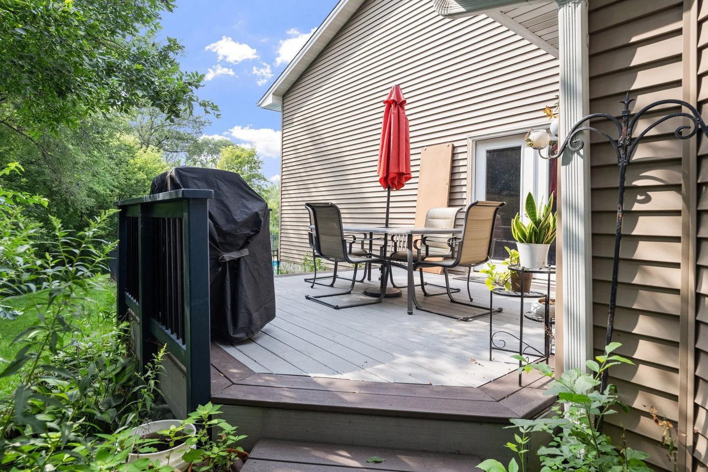 4467 Fawn Ridge Trail, Eagan, MN 55123