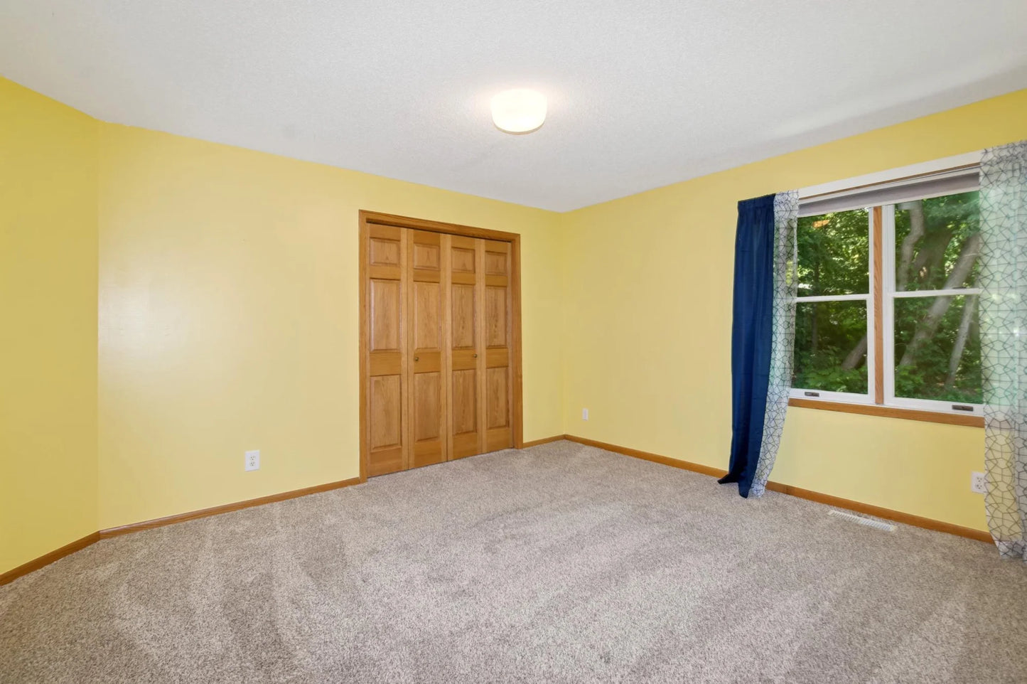 4590 Merrywood Lane, Excelsior, MN 55331