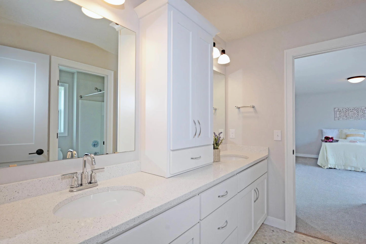 5120 Coronado Drive, Woodbury, MN 55129