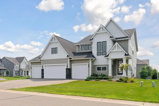 5901 131st Street, Hugo, MN 55038