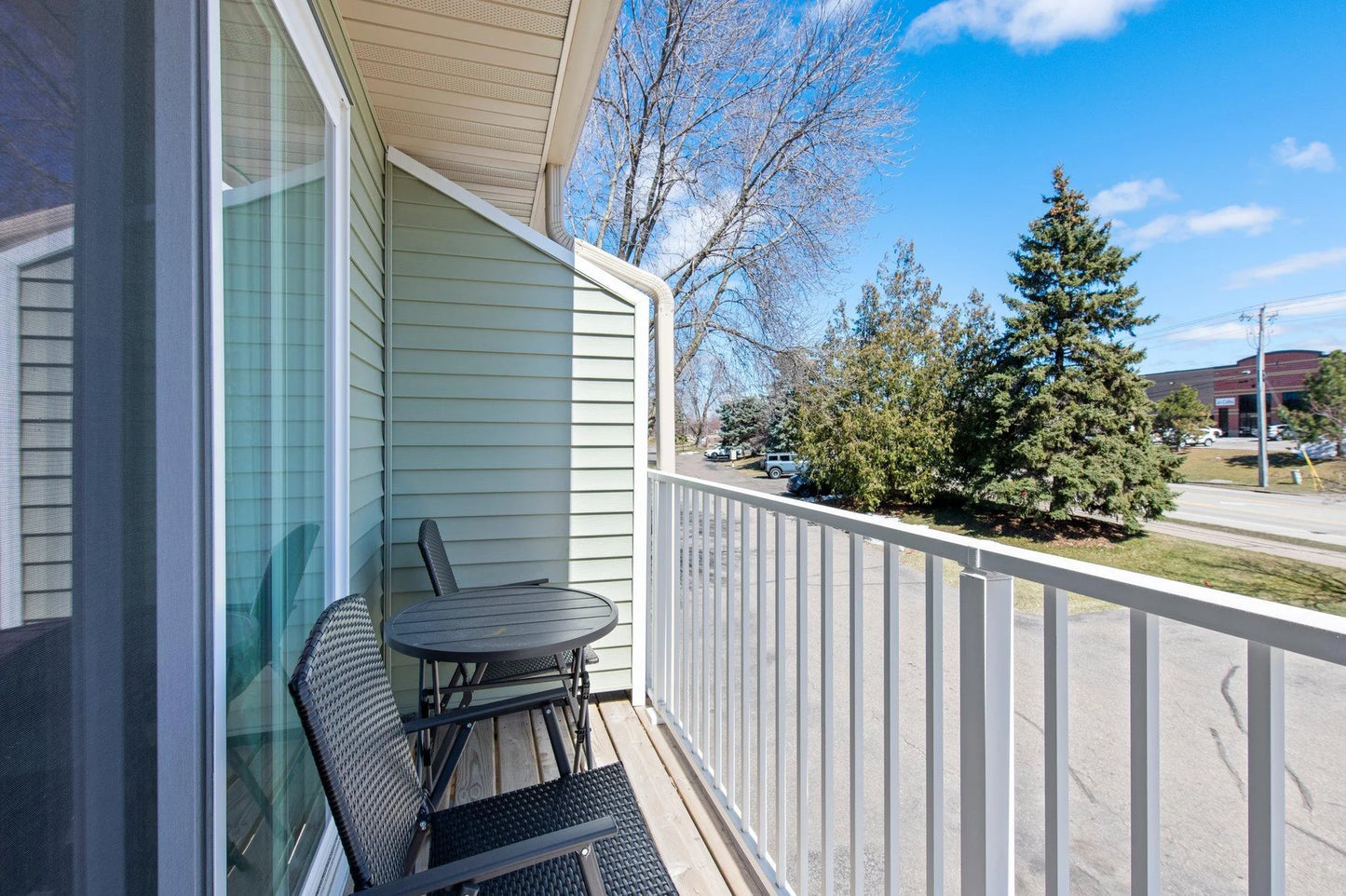 1030 Pond View Court, Vadnais Heights, MN 55127