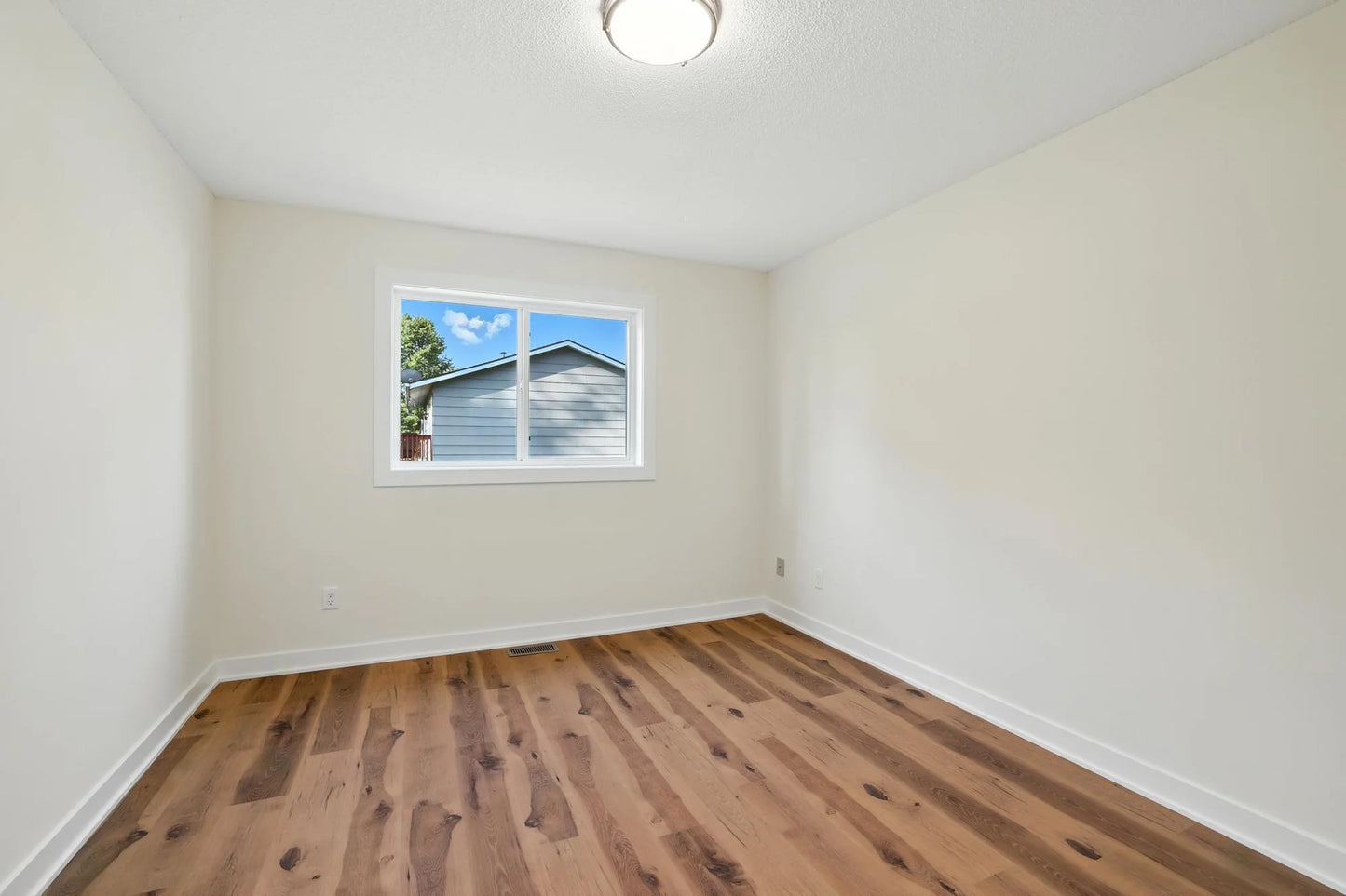 6162 Kalland Drive, Albertville, MN 55301