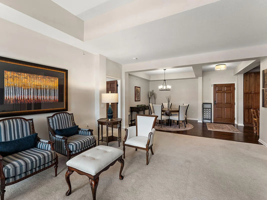 5250 Grandview Square, Edina, MN 55436