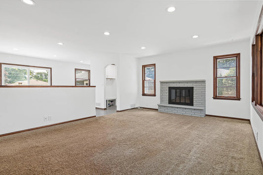 10249 Clinton Avenue, Bloomington, MN 55420